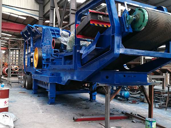 云南颚式重锤破碎机移动破碎