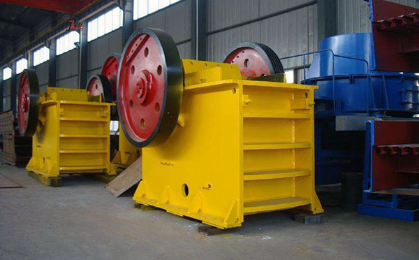 菱镁矿粉碎机