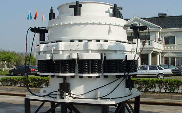 液压圆锥破碎机