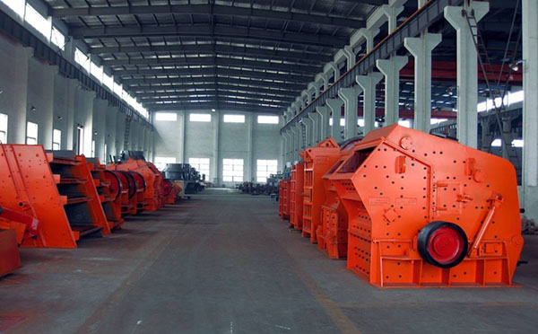 混凝土反击式破碎机