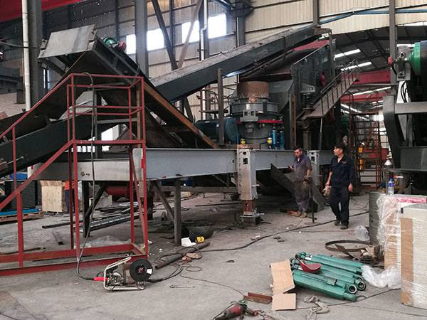 重庆小型移动破碎机生产厂家